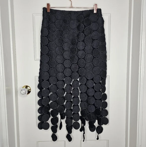 Commense Laser Cut Multi Circle Double Layered Skirt - Picture 10 of 11